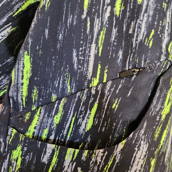 Gymshark non-stopCropped hoodie size Small - Picture 3 of 8